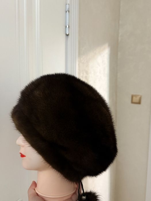 Норковая шапка круглая