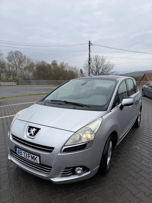 Peugeot 5008 an 2011
