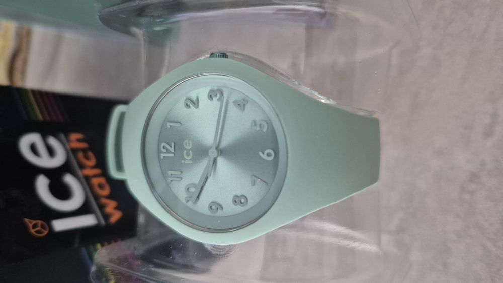 Часовник ice watch 017914 lagoon