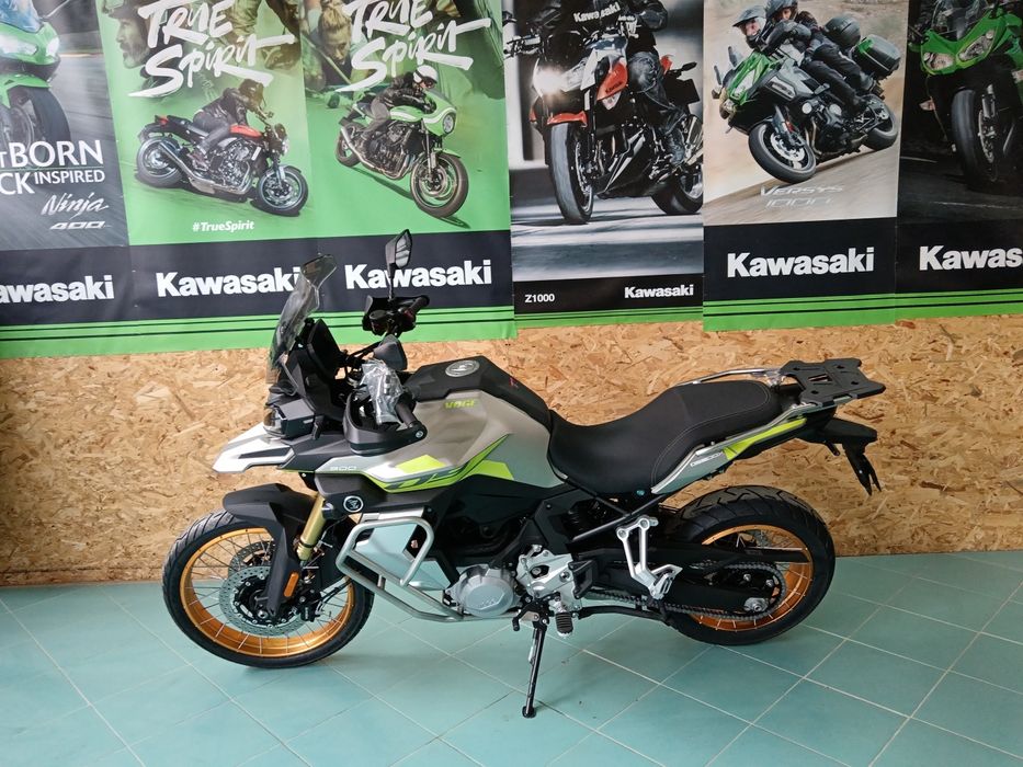 Voge 900 ds 2025 TVA deductibil