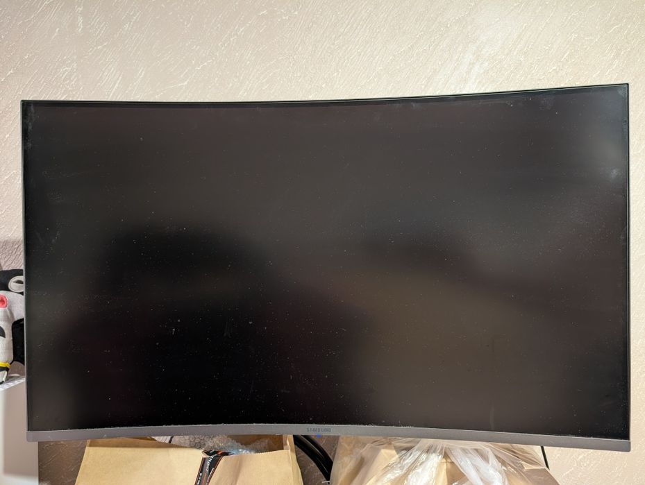 Монитор Samsung 32' 2K 144ГЦ