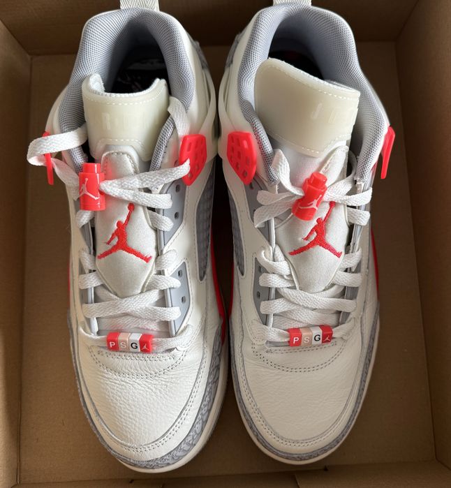 Jordan Spizike Low Paris Saint-Germain ОРИГИНАЛНИ мъжки маратонки 42,5