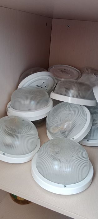 Продам светильники