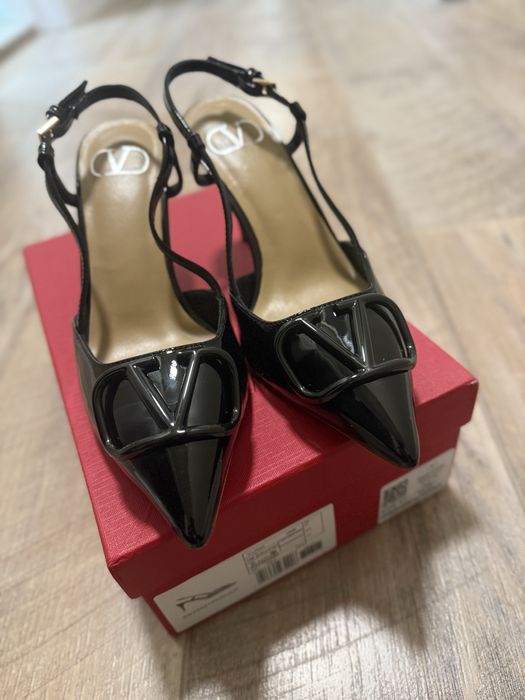 Обувки на ток Valentino Garavani