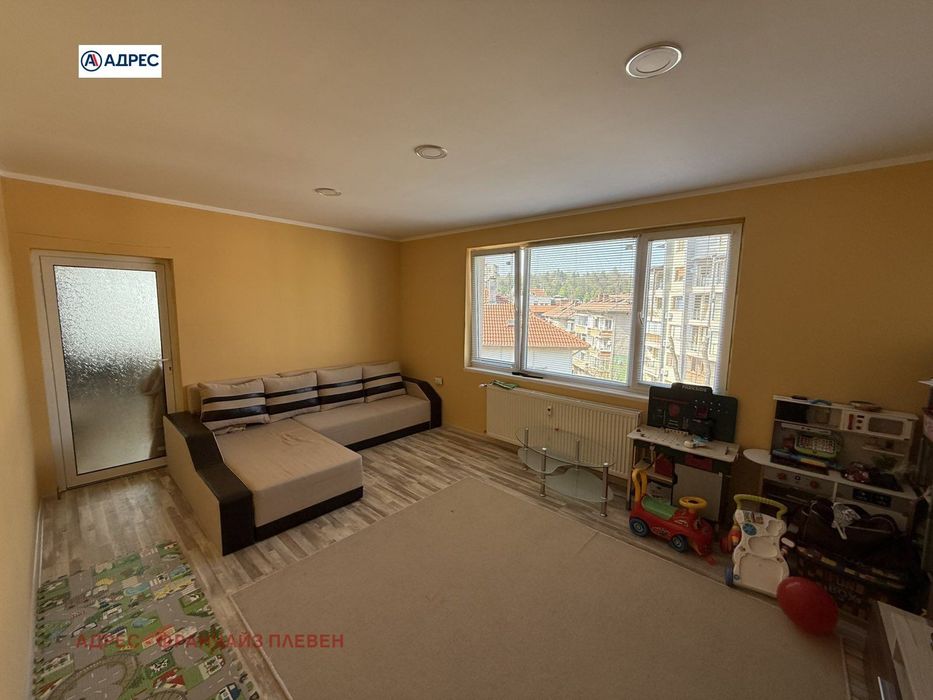 3-стаен в Плевен-Идеален център площ 93 цена 185000