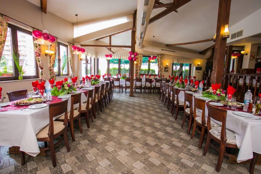 Зала за партита и събития / цяло заведение