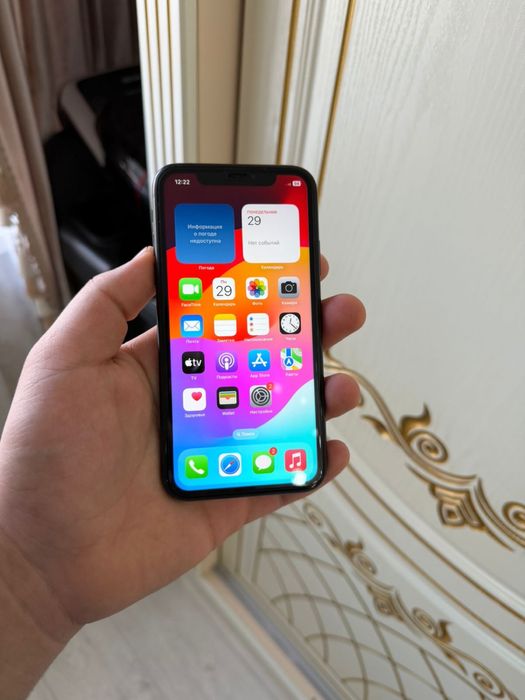 Продам телефон Iphone XR 128