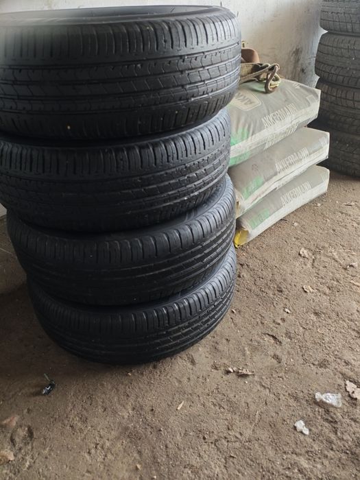 продам резину  комплект