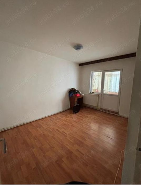 Apartament 3 camere Piață
