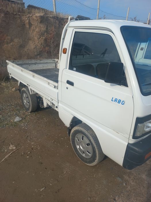 Labo sotiladi srochna