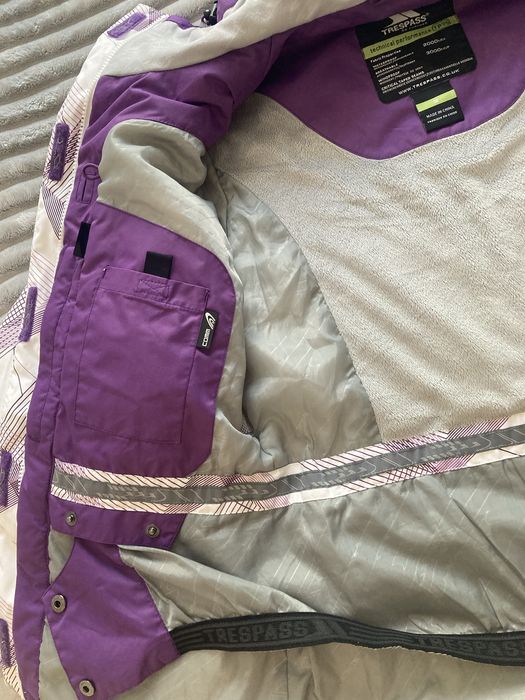 Лыжная куртка.