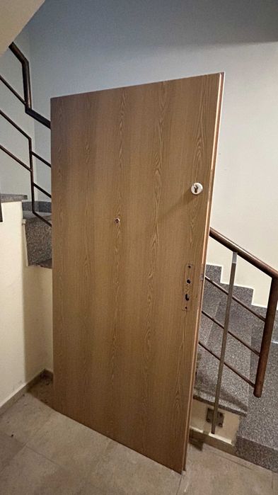 Ușă Metalică/Tehnică Intrare Apartament PORTA DOORS – Dimensiune 90, Foarte Grea