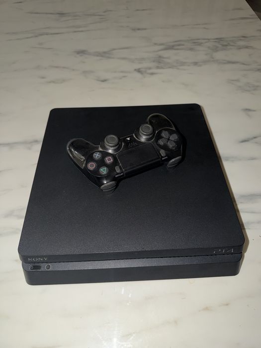 Продам PS4, ПС4, плейстейшин 4