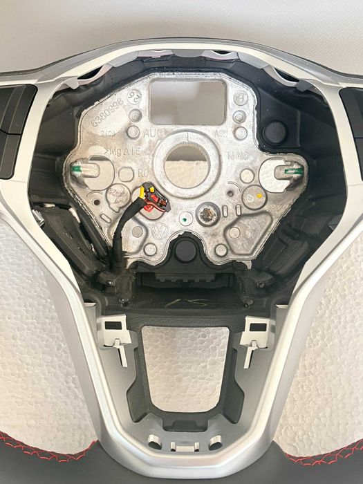 Volan piele nou gama VW ID 3 4 5 nou original VW