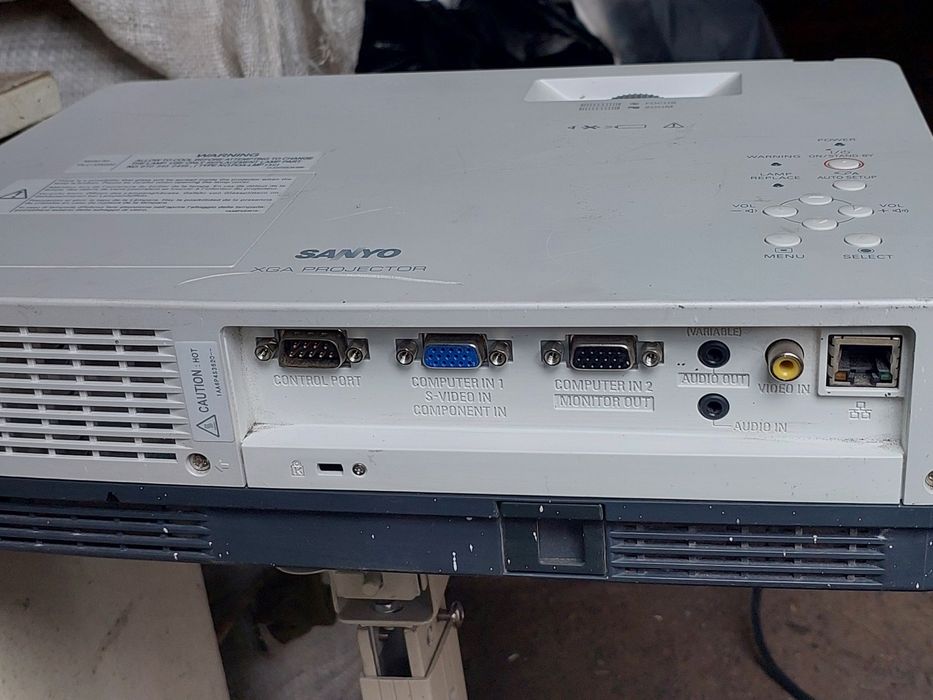 Проектор продам.