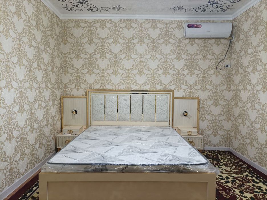 Mebel spalni uchtasi birda