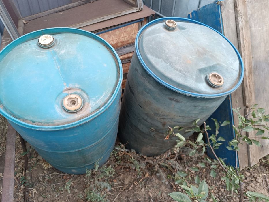 Продам пластиковые бочки