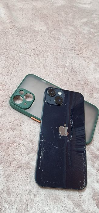 Iphone  14  totul original fisurat spate