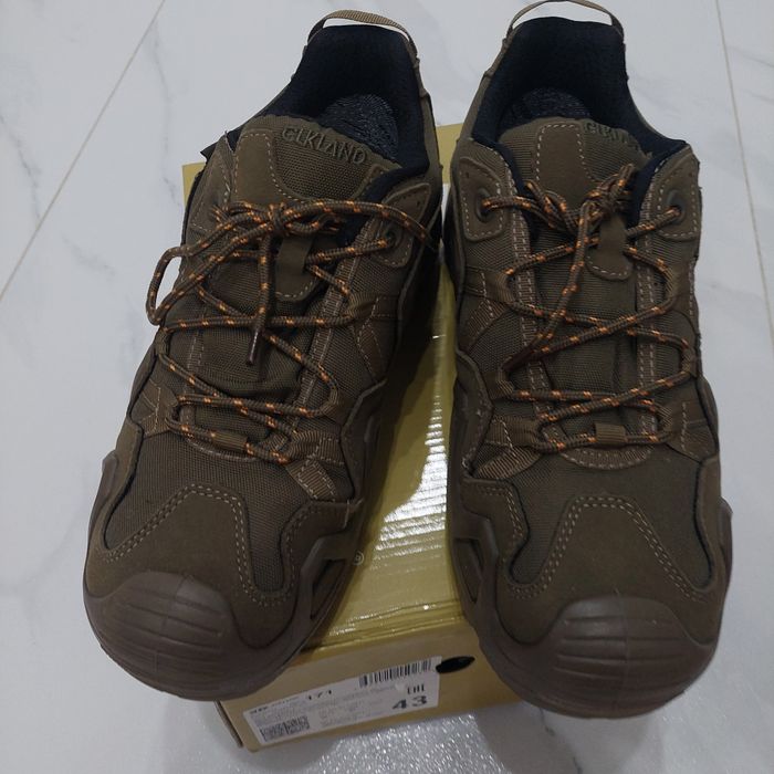 Продам тактическую обувь 43  размера