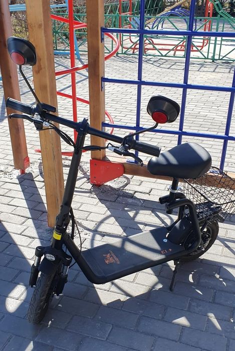 Продаю электросамокат