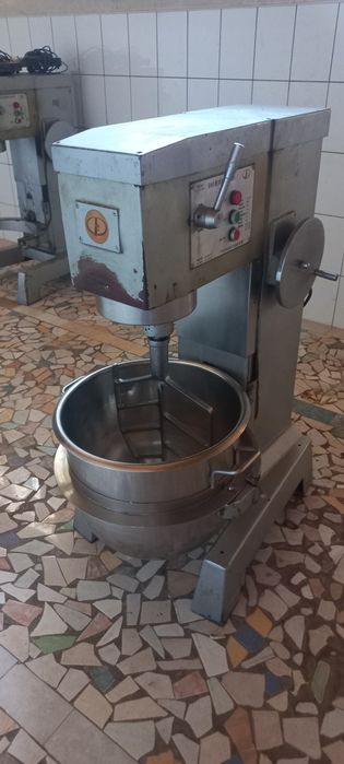 Миксер. 60 литрли шестрёнкали
