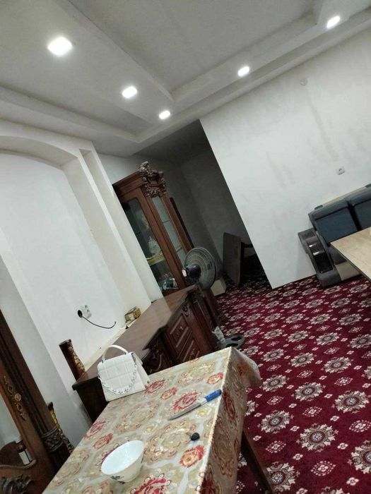 Ок йоп кишлогида жойлашган турар жой сотилади