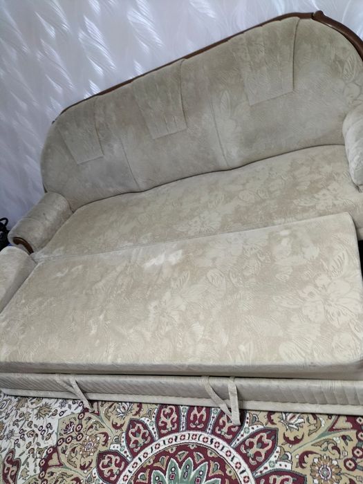 Продам диван и кресло