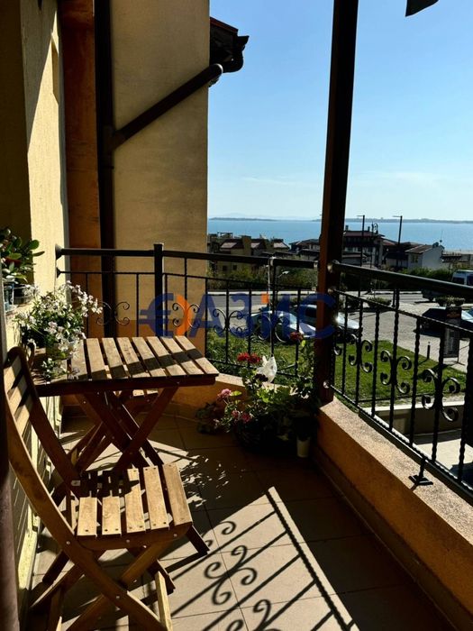 Продава се Двустаен апартамент в Свети Влас - 73 кв.м за 626 €/кв.м - Снимка #2