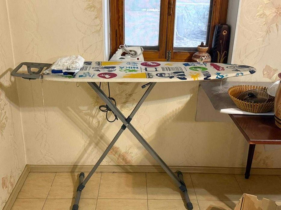 продается гладильный стол