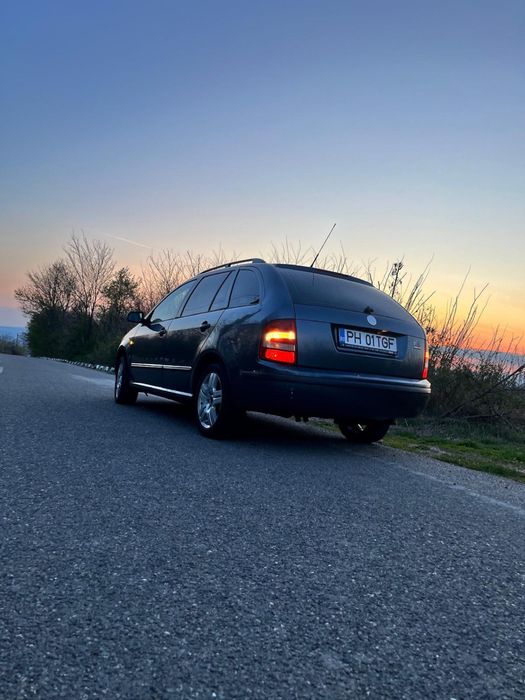 Vând skoda fabia