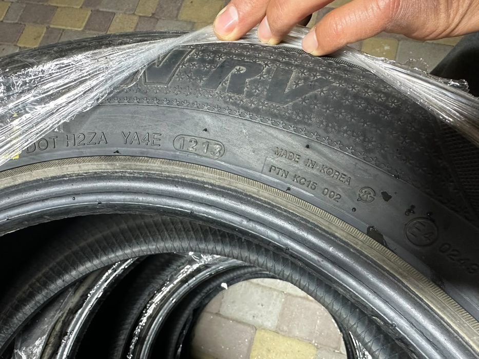 Продам резину зимнию 17 тысяч