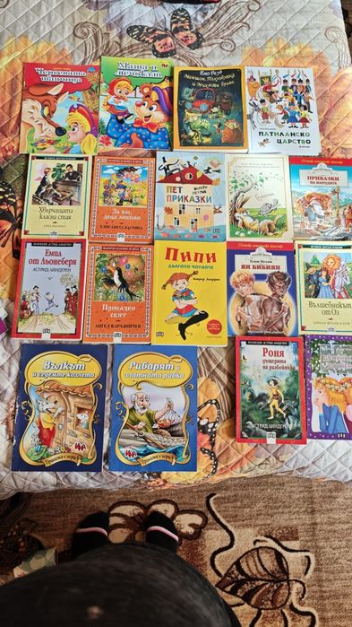 Продавам детски книжки
