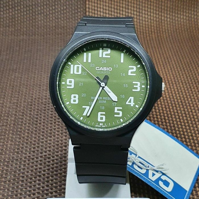 Casio MW 240 model deosebit și precis