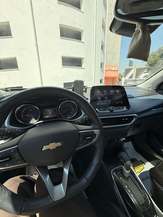 Срочно продается Chevrolet Tracker 2 Premier Plus