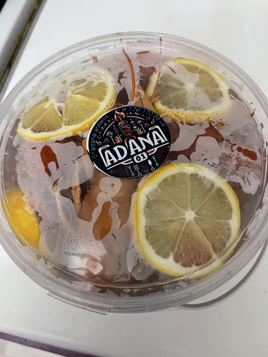 Живые и вареные раки