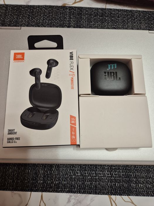 Безжични слушалки  JBL Vibe flex