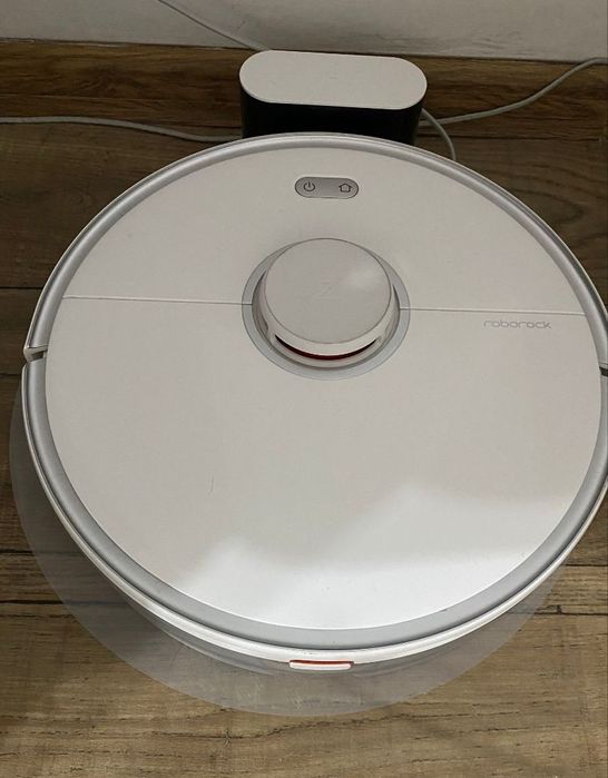 Продам робот-пылесос   Roborock S5 Max