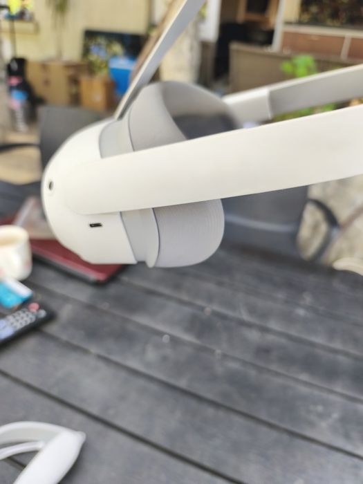 Ochelari Vr pico 4 aproape noi