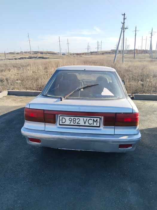 Продам машину митсубиси лансер