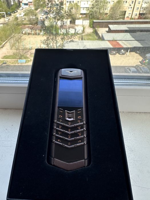 Телефон Vertu Premium