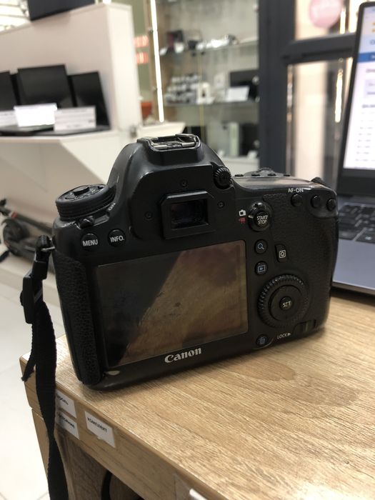 Canon EOS 6D (p25)
