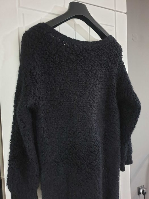 Пуловери Benetton и Sisley