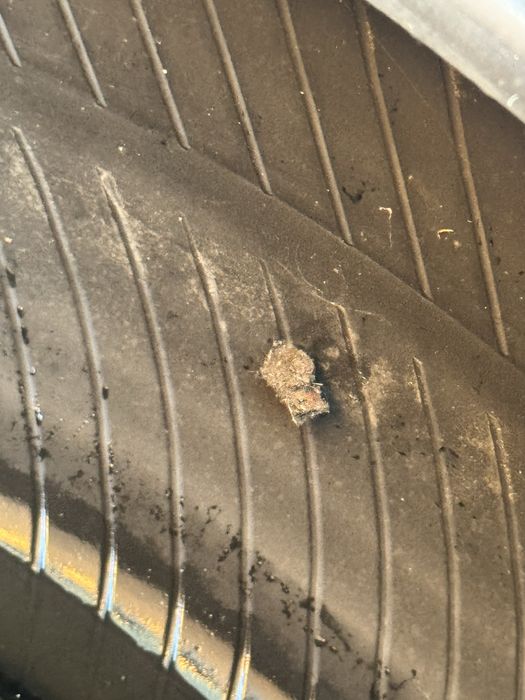 2бр гуми 225/45/17 зимни