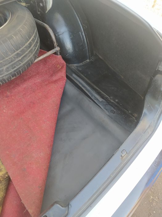 Автомобиль газ 3110