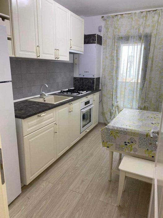 Inchiriez Apartament 2 camere Bacău