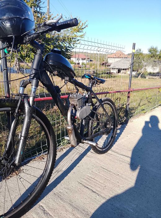 Bicicleta motorizată 80cc