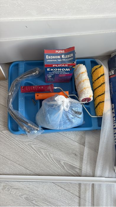 Клей пуфас для обоев.