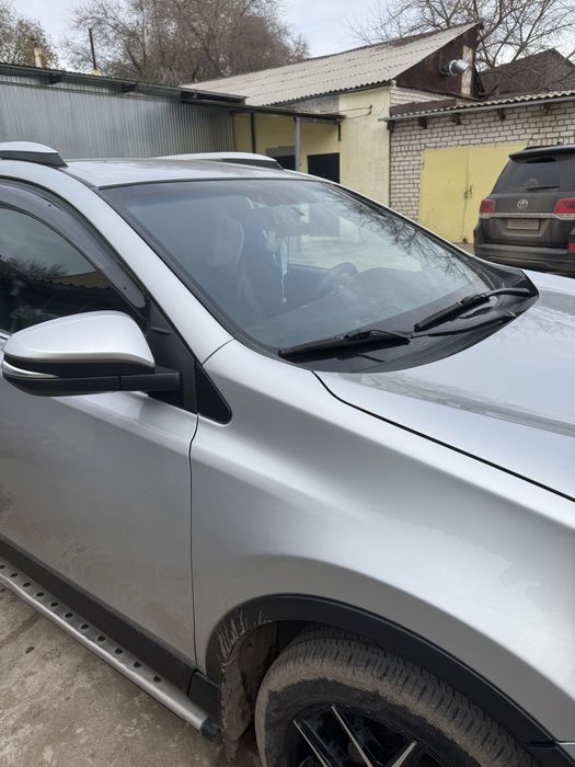 Автомобиль отличном состаяние!