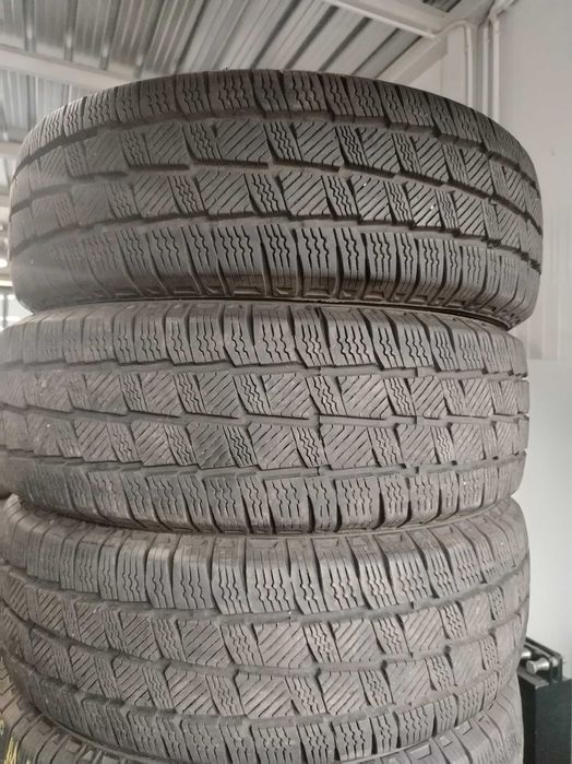 4бр.зимни гуми 205/65/16C Hi Fly