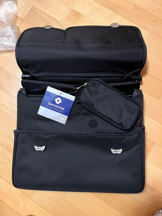 Бизнес чанта за лаптоп Samsonite